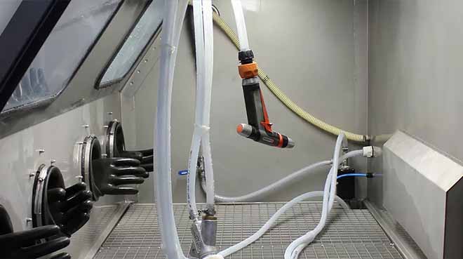 منابع انتشار سیلیس در فرآیند Wet Blast